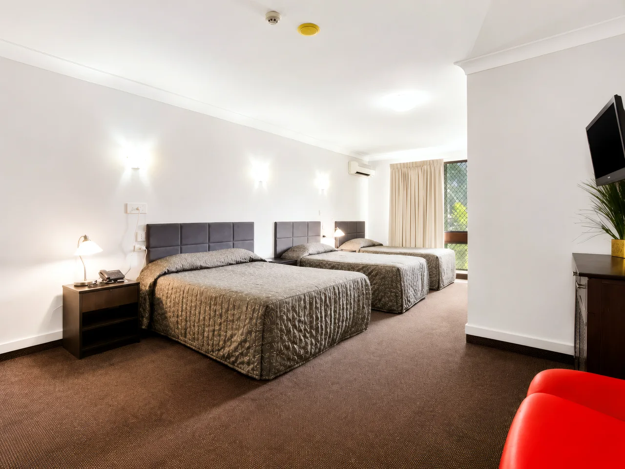 Deluxe Family Room — view 2